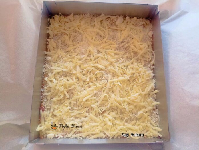 Mod de preparare pentru bastonașe din dovlecei rași cu mozzarella și parmezan