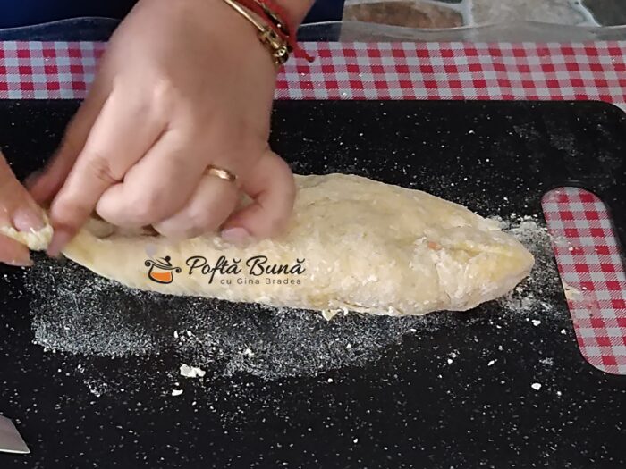 Gulaș unguresc de porc Mangalița cu cartofi și găluște (csipetke)