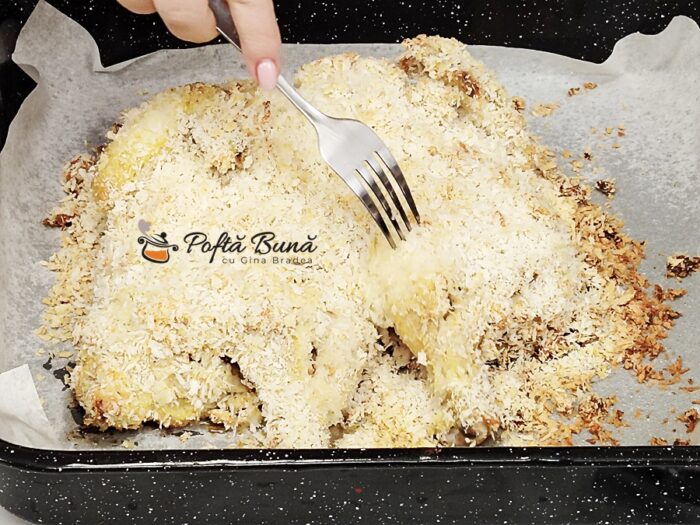 Pui crocant pane la cuptor