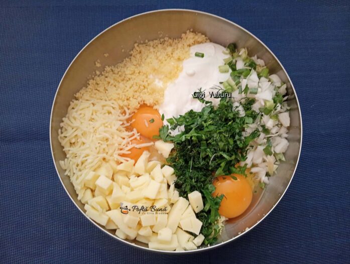 Mod de preparare pentru budinca de couscous