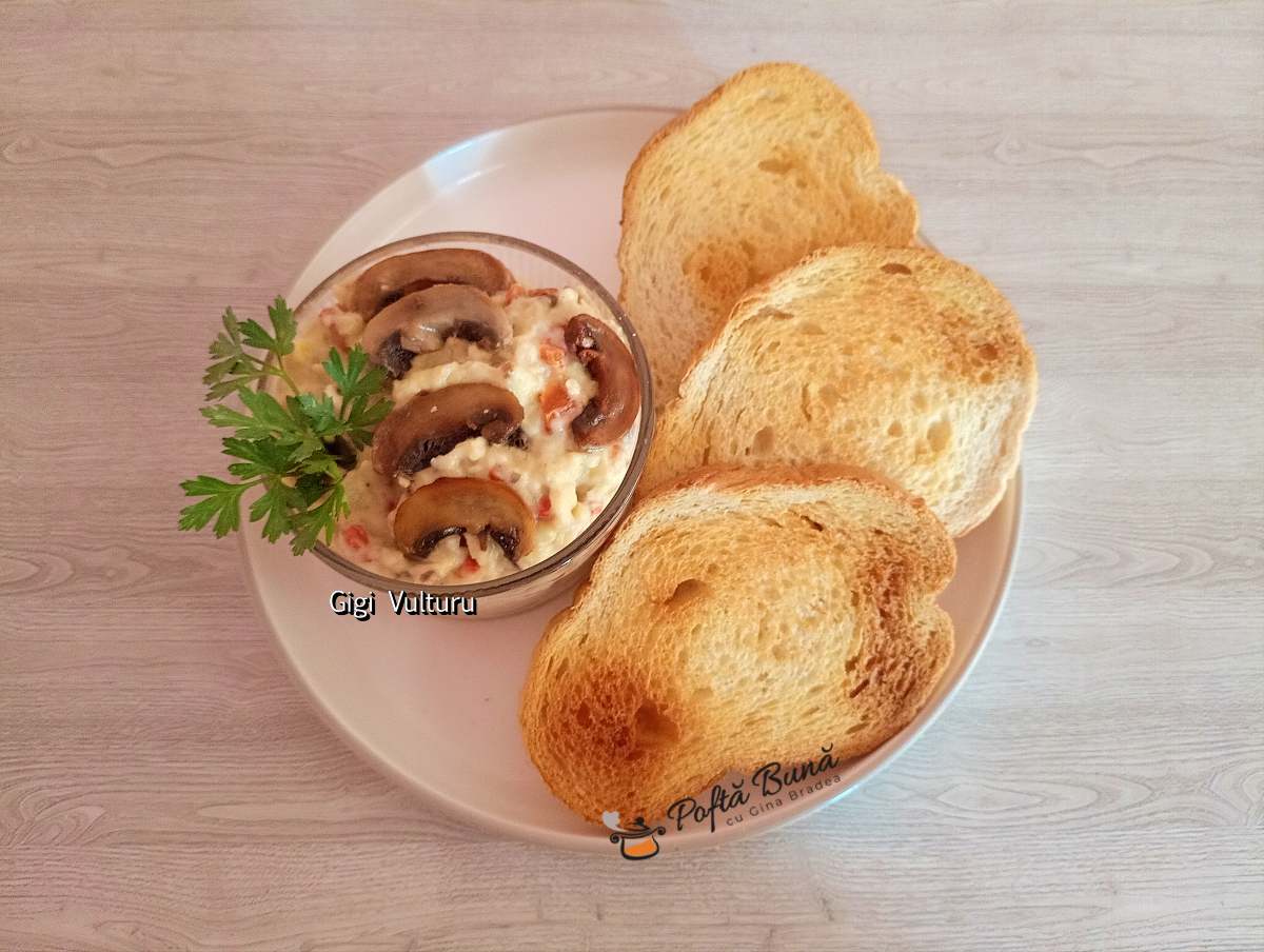 Salată de vinete cu ciuperci și ardei copt