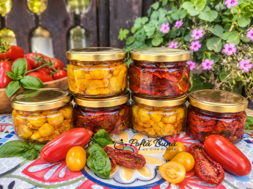 Roșii uscate la cuptor și conservate în ulei aromat