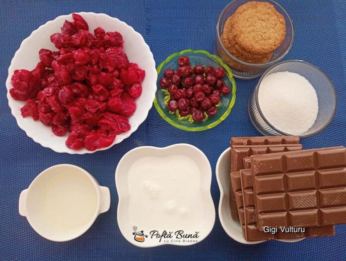 Cupe de ciocolată cu vișine și frișcă - ingrediente
