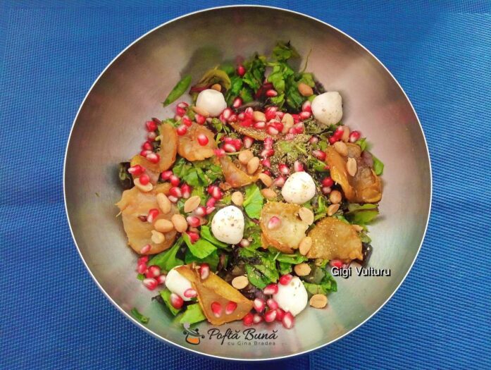 Salată cu pere caramelizate și mozzarella